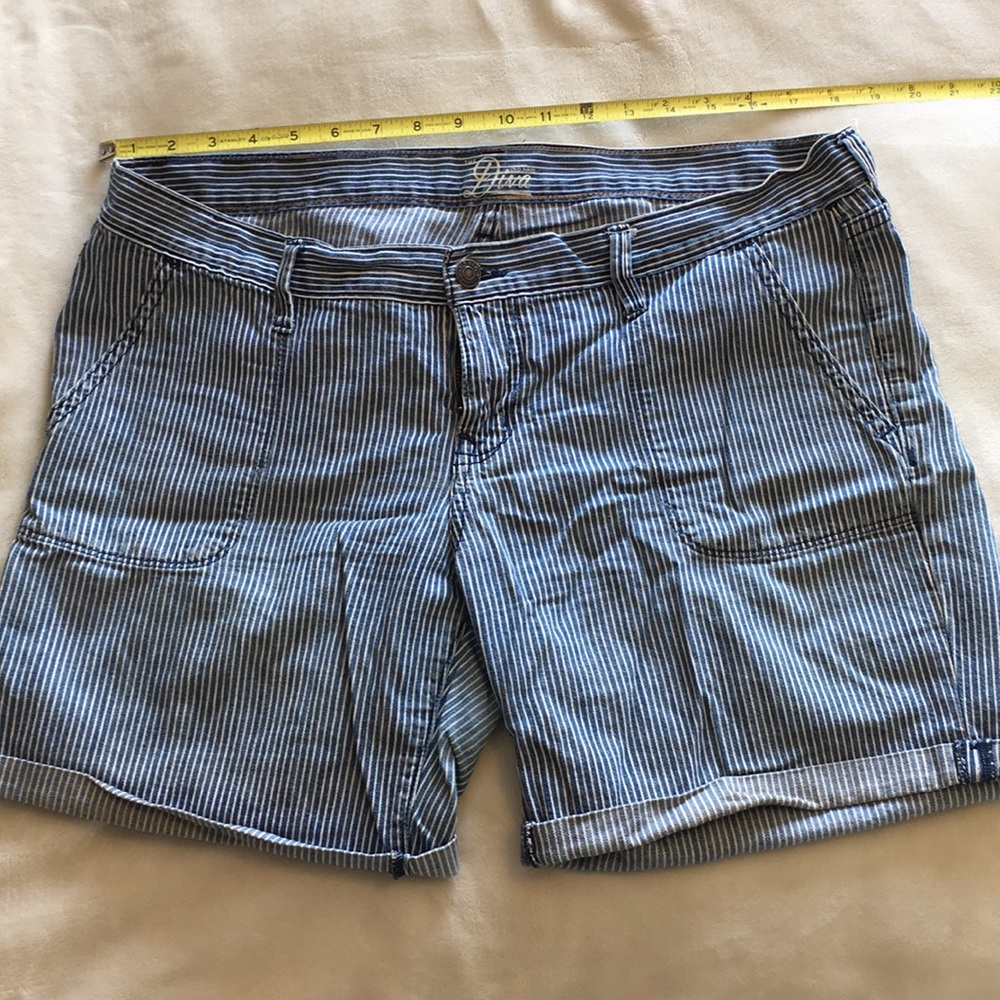 Old Navy striped shorts